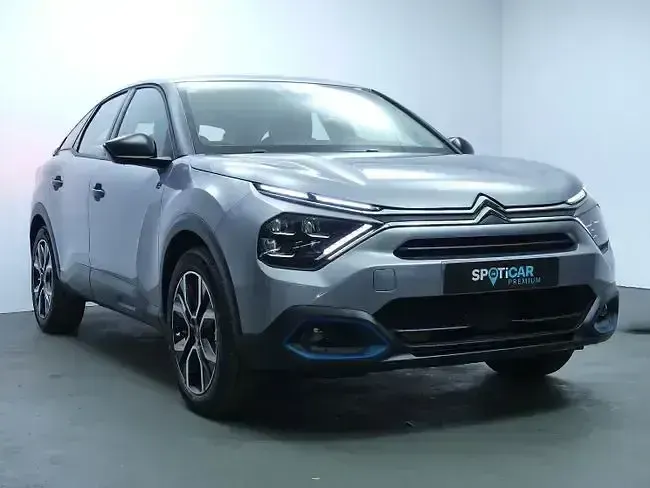 Usado Citroën e-C4 Feel 100 kW (136 CV) 2021 Gris Utilitario