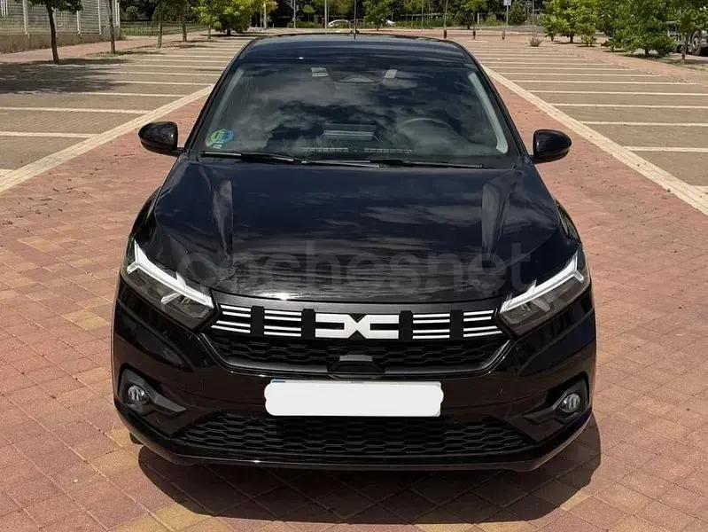 Usado Dacia Sandero Expression 101 CV (74 kW) 2024 Negro Berlina