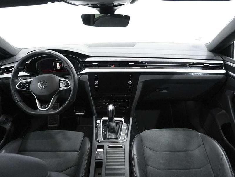 Usado VW Arteon R-line 150 CV (110 kW) 2022 Blanco Familiar