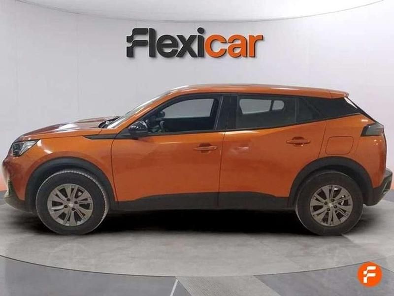 Usado Peugeot 2008 Active 101 CV (74 kW) 2023 Naranja SUV