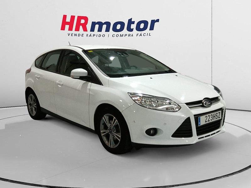 Blanco Usado 2013 Ford Focus Utilitario | 7880 € (Precio justo) - Imagen 1/4