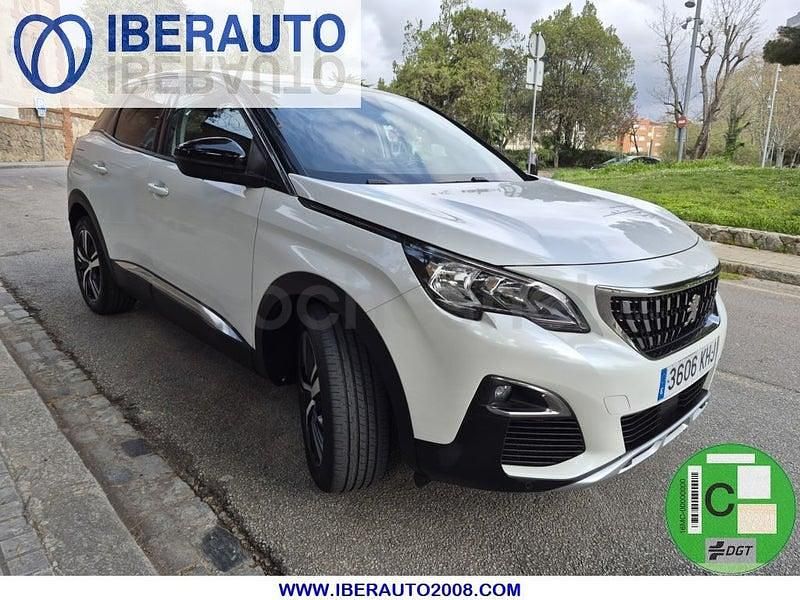 Usado Peugeot 3008 Allure 131 CV (96 kW) 2018 Blanco SUV