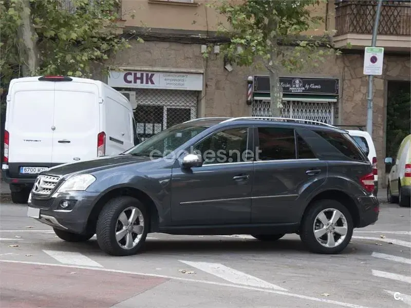Usado Mercedes ML350 224 CV (164 kW) 2010 Gris / plata SUV