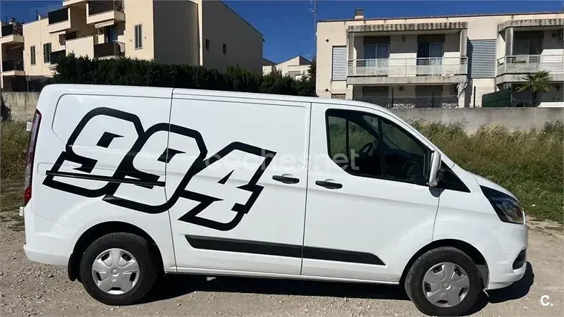 Usado Ford Transit Custom Nugget 130 CV (95 kW) 2020 Blanco Monovolumen