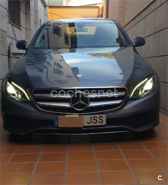 Gris / plata Usado 2016 Mercedes E220 Berlina | 20.000 € (Super precio) - Imagen 1/4