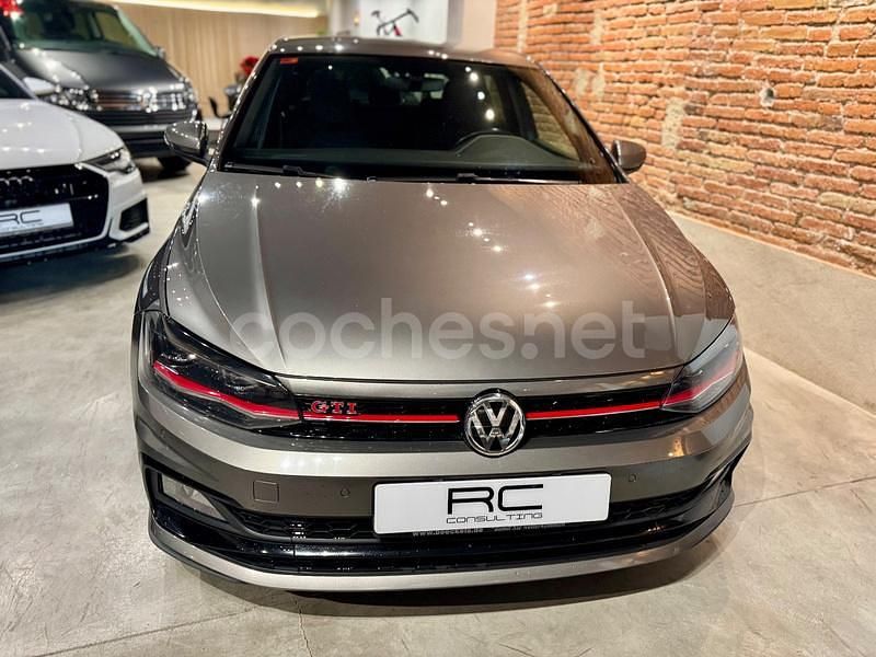 Usado VW Polo GTI 200 CV (147 kW) 2019 Gris / plata Berlina