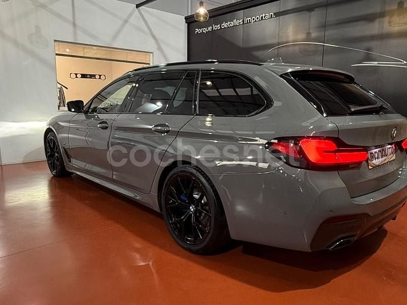 Usado BMW 520 Comfort Edition 190 CV (139 kW) 2021 Gris / plata Familiar