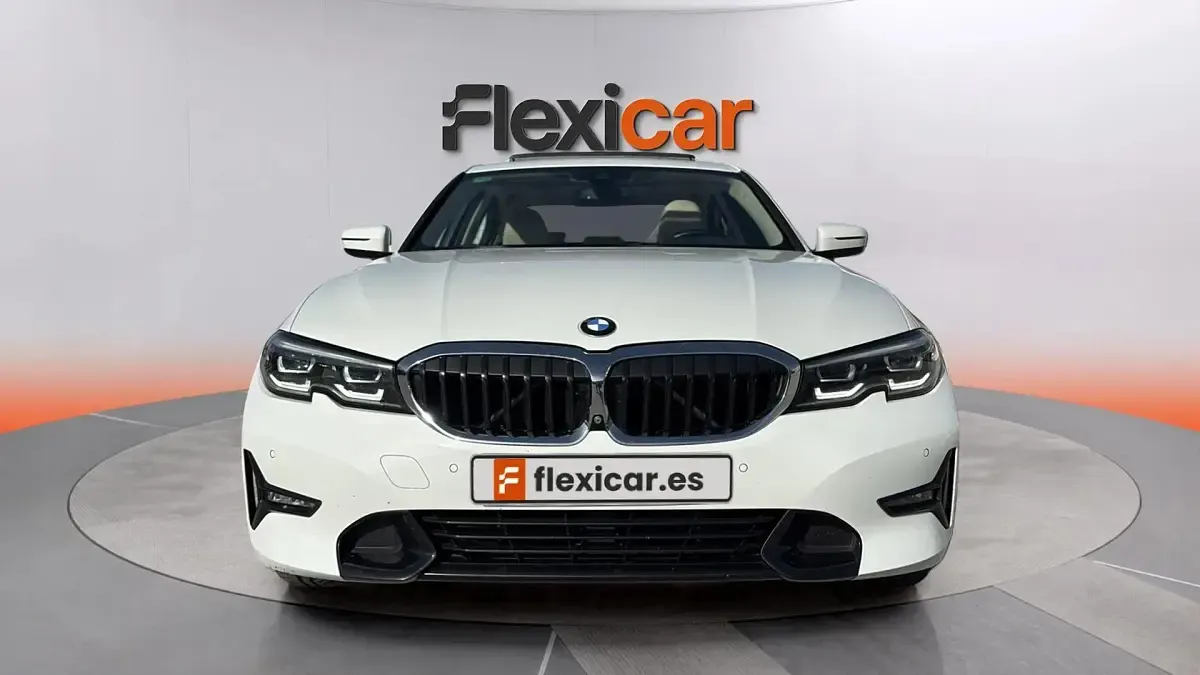 Usado BMW 318 150 CV (110 kW) 2019 Blanco Berlina