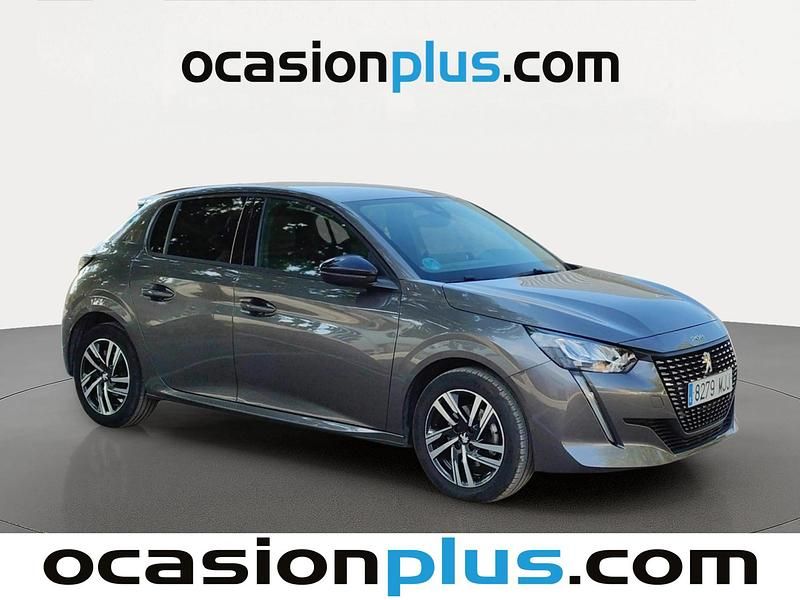 Usado Peugeot 208 Allure 100 CV (73 kW) 2023 Gris Utilitario