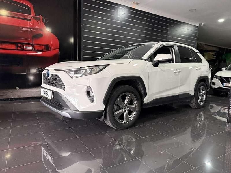 Usado Toyota RAV4 Hybrid Advance 218 CV (160 kW) 2021 Blanco SUV