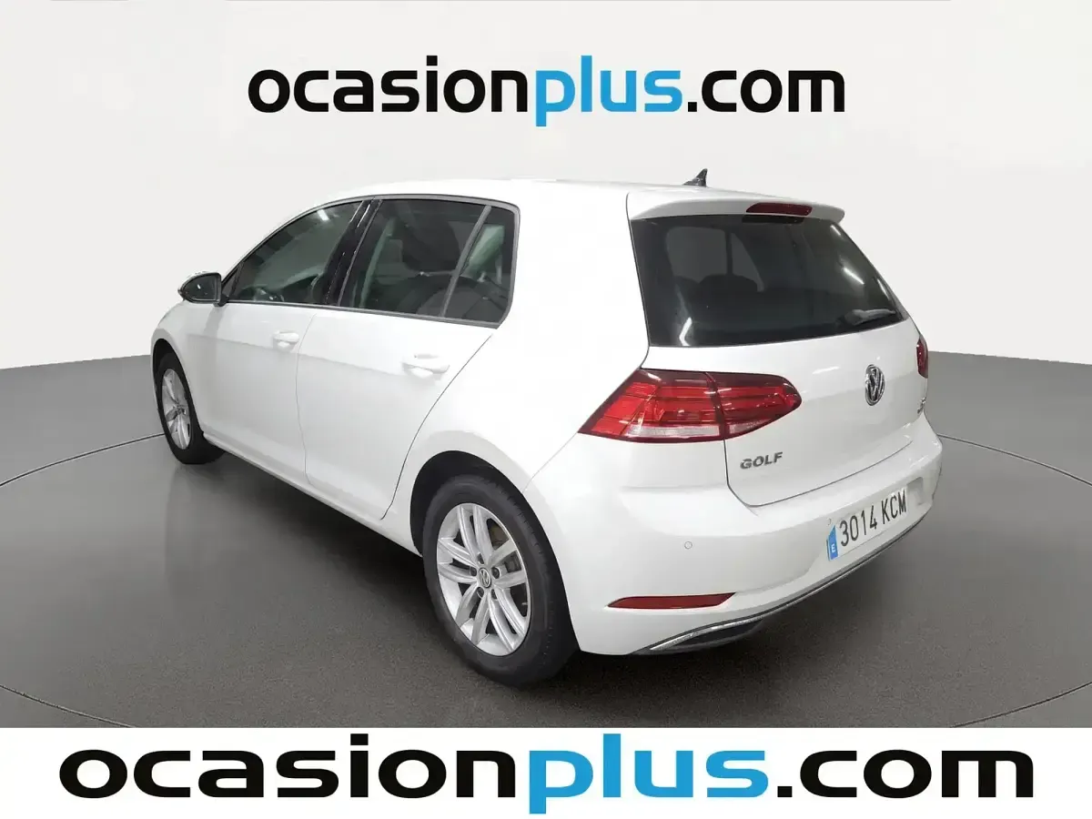 Usado VW Golf VII Advance 125 CV (91 kW) 2017 Blanco Berlina