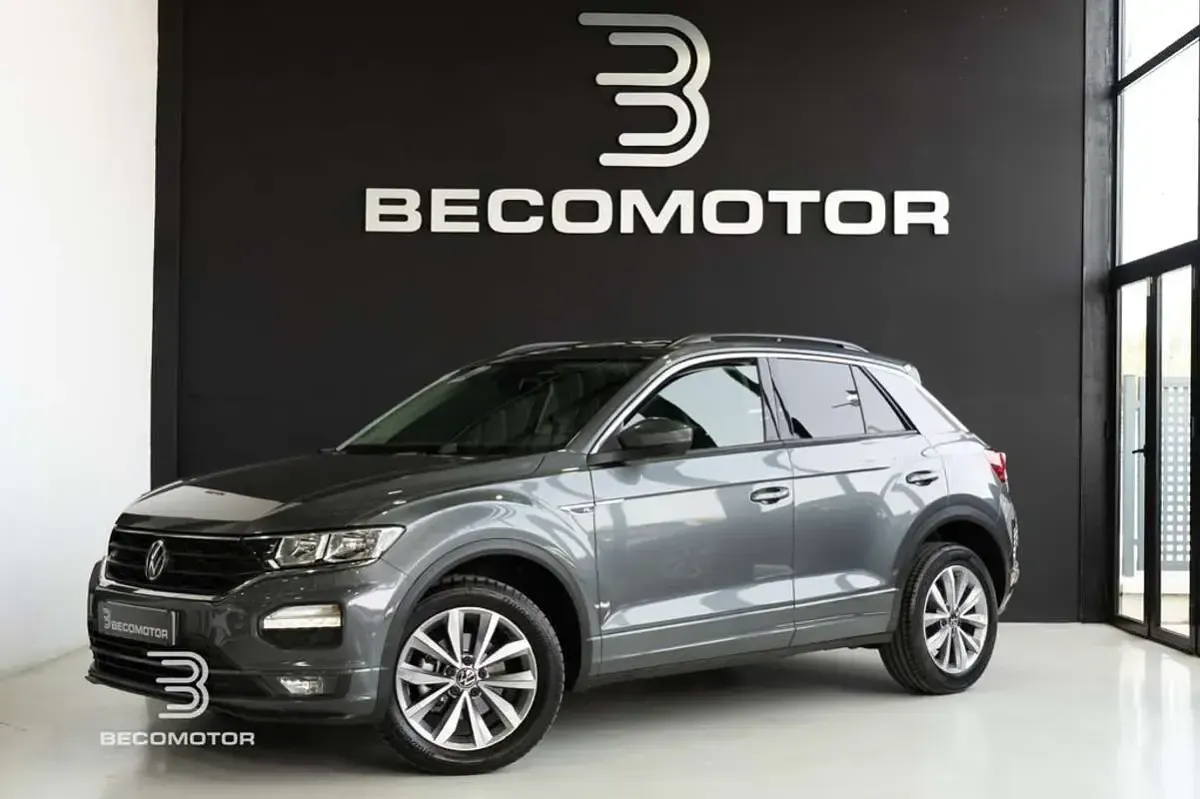 Usado VW T-Roc Advance 110 CV (80 kW) 2022 Gris SUV