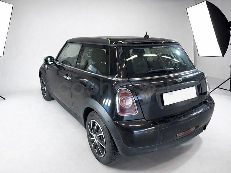 Usado Mini ONE 75 CV (55 kW) 2013 Negro Utilitario