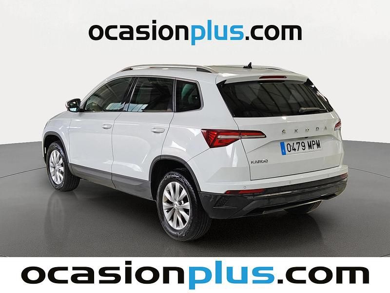 Usado Skoda Karoq Selection 115 CV (84 kW) 2024 Blanco SUV