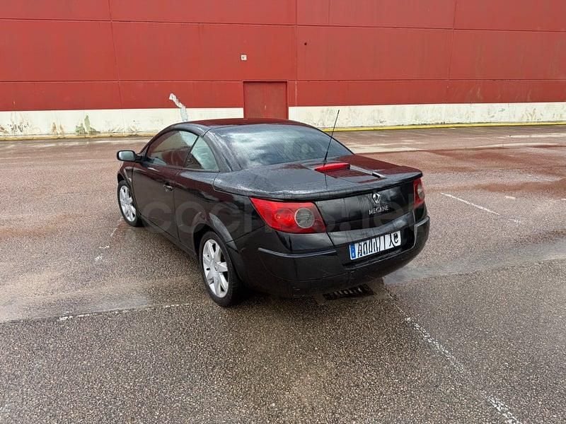 Usado Renault Mégane Cabriolet Dynamique 106 CV (77 kW) 2007 Negro Descapotable