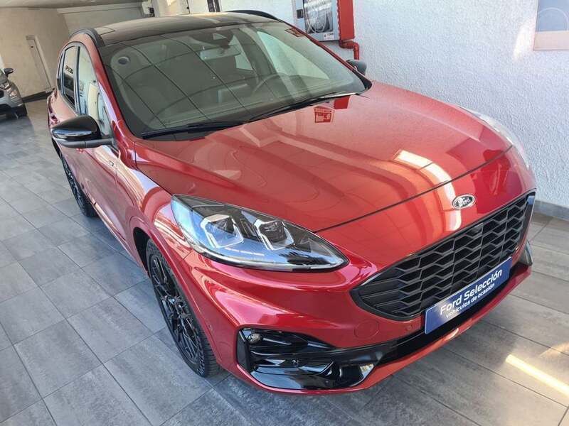 Rojo Usado 2023 Ford Kuga ST-Line X SUV | 25.462 € (Super precio) - Imagen 1/4