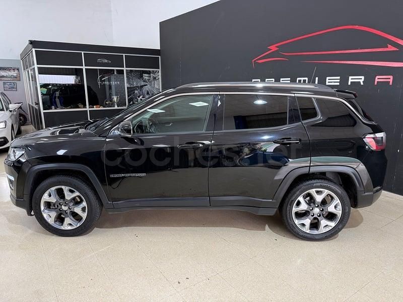Usado Jeep Compass Limited 140 CV (102 kW) 2018 Negro SUV