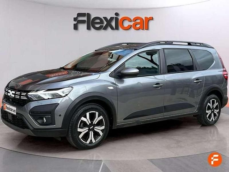 Begagnad Dacia Jogger Expression 110 HK (80 kW) 2024 Grå Minibuss