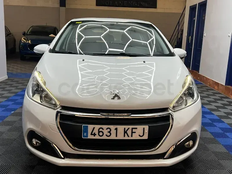 Usado Peugeot 208 Business-Line 75 CV (55 kW) 2017 Blanco Utilitario