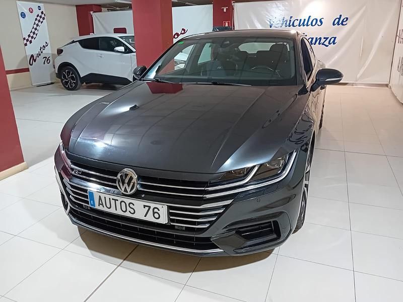 Usado VW Arteon R-line 150 CV (110 kW) 2019 Negro Utilitario