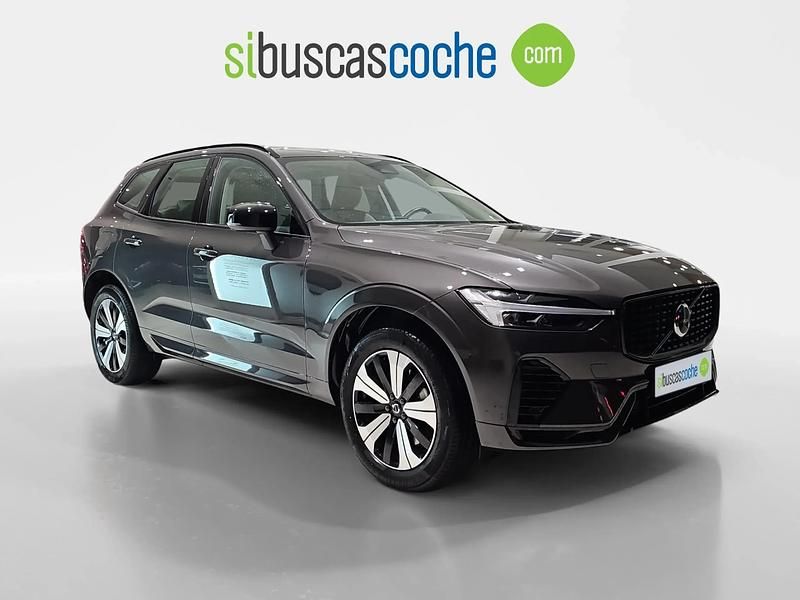Gris/plata Usado 2025 Volvo XC60 Plus SUV | 52.000 € (Un poco caro) - Imagen 1/4