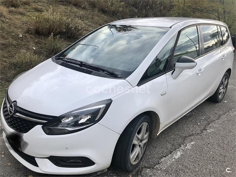 Usado Opel Zafira Tourer Selective 140 CV (102 kW) 2017 Blanco Monovolumen
