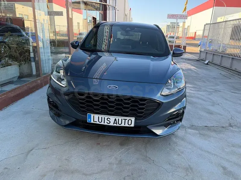 Usado Ford Kuga ST-Line 225 CV (165 kW) 2023 Azul SUV