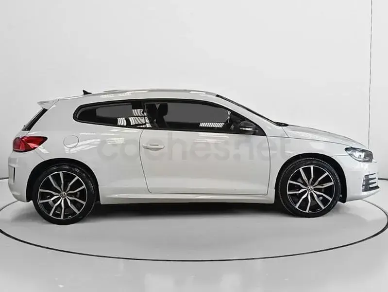 Usado VW Scirocco R-line 125 CV (91 kW) 2016 Blanco Coupe