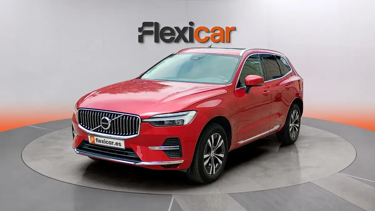 Usado Volvo XC60 Inscription 340 CV (250 kW) 2021 Granate SUV