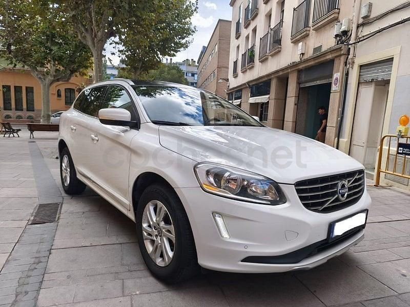 Usado Volvo XC60 Momentum 241 CV (177 kW) 2014 Blanco SUV