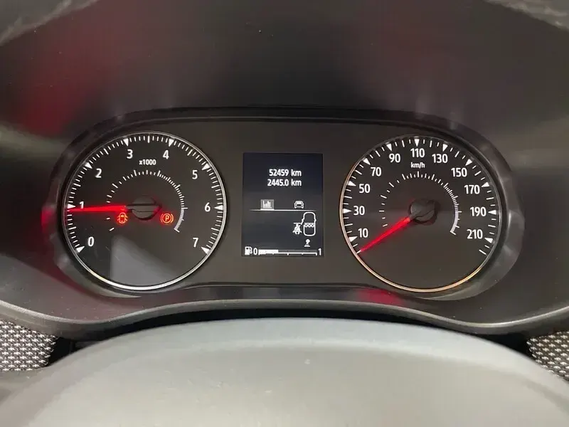 Usado Dacia Jogger Extreme 110 CV (80 kW) 2022 Rojo Monovolumen