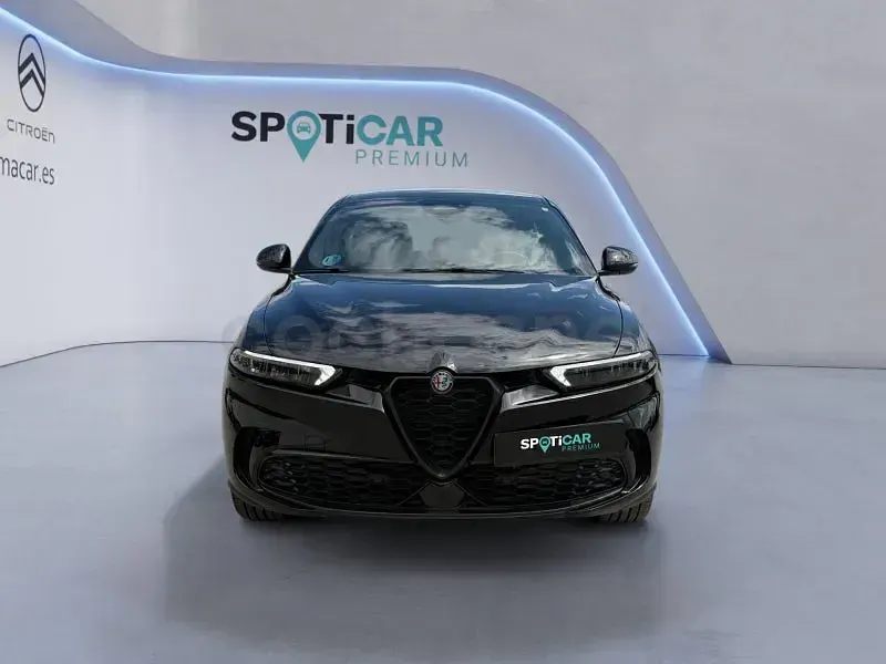 Usado Alfa Romeo Tonale Sprint 130 CV (95 kW) 2023 Negro SUV