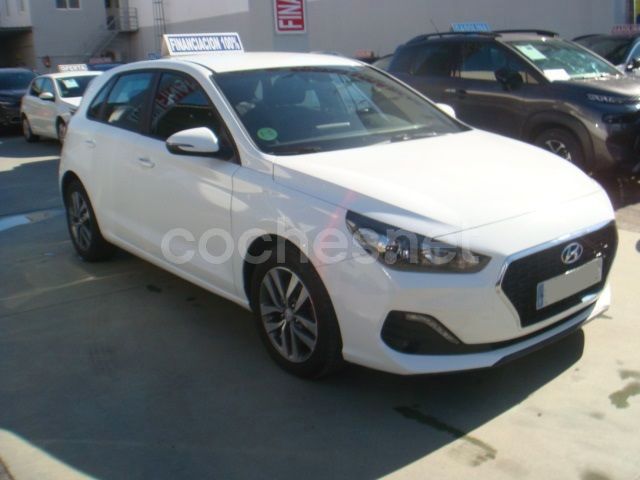 Usado Hyundai i30 95 CV (69 kW) 2020 Blanco Utilitario