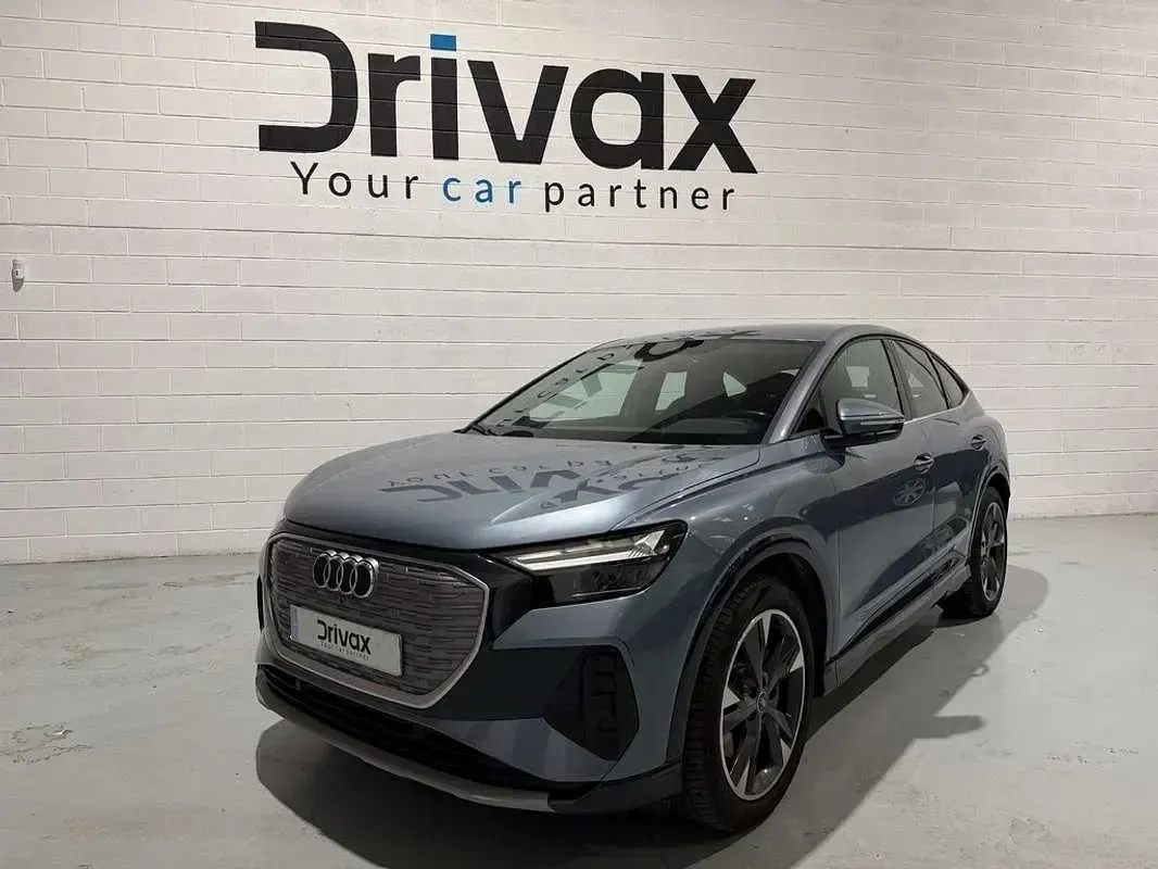 Usado Audi Q4 e-tron Premium 150 kW (204 CV) 2022 Gris SUV
