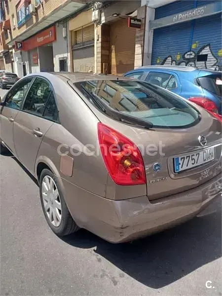 Usado Nissan Primera Visia 120 CV (88 kW) 2005 Beige Berlina