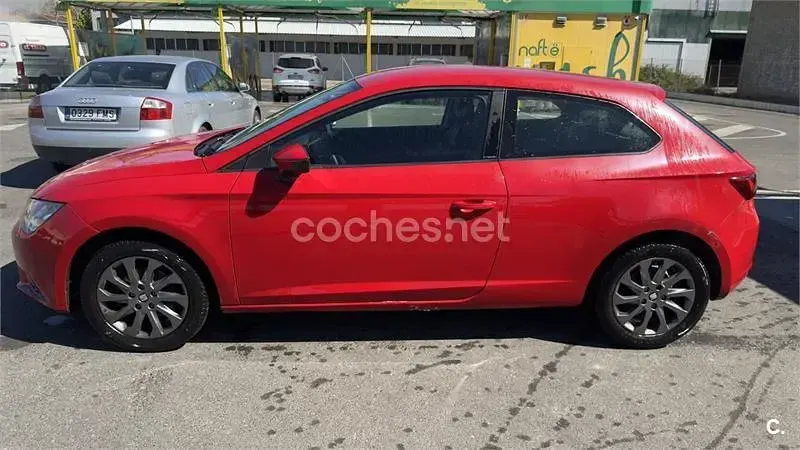 Usado Seat Leon SC I-Tech 105 CV (77 kW) 2015 Rojo Utilitario