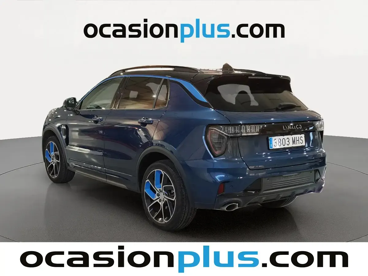 Usado Lynk & Co 01 261 CV (191 kW) 2023 Negro SUV