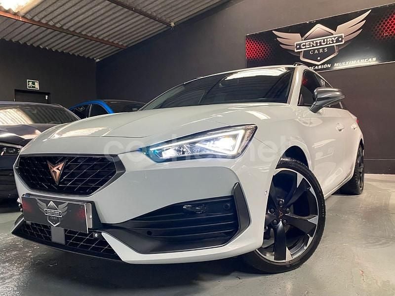 Blanco Usado 2024 Cupra Leon Familiar | 23.999 € (Super precio) - Imagen 1/4