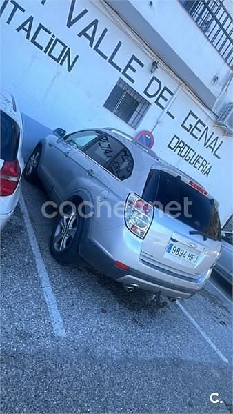 Usado Chevrolet Captiva LTZ 184 CV (135 kW) 2011 Gris / plata SUV