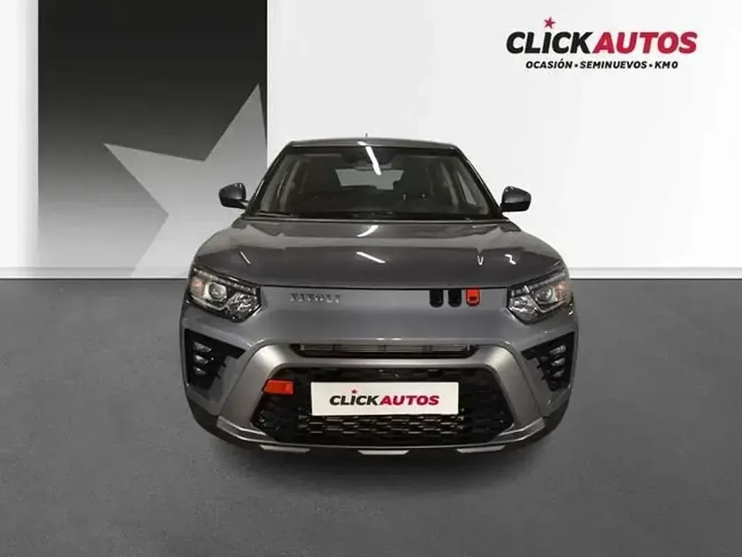 Usado SsangYong Tivoli 135 CV (99 kW) 2024 Gris SUV