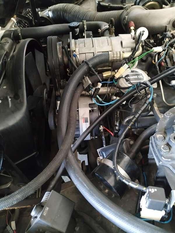 Usado Rolls Royce Silver Spirit 190 CV (139 kW) 1982 Marrón Berlina