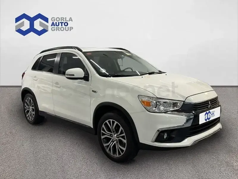 Usado Mitsubishi ASX Motion 117 CV (86 kW) 2017 Blanco SUV
