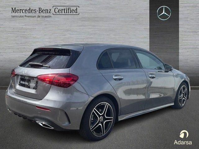 Nuevo Mercedes A180 AMG line 136 CV (100 kW) 2026 Gris montaña
