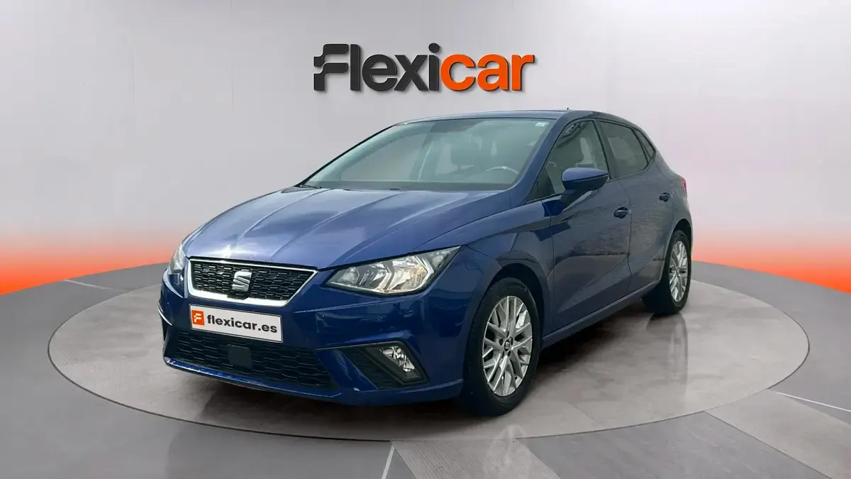 Używany Seat Ibiza Reference 80 KM (58 kW) 2019 Niebieski Hatchback