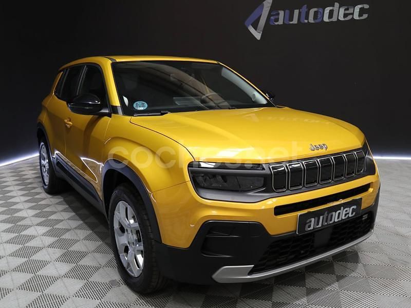 Usado Jeep Avenger Altitude 100 CV (73 kW) 2024 Amarillo SUV