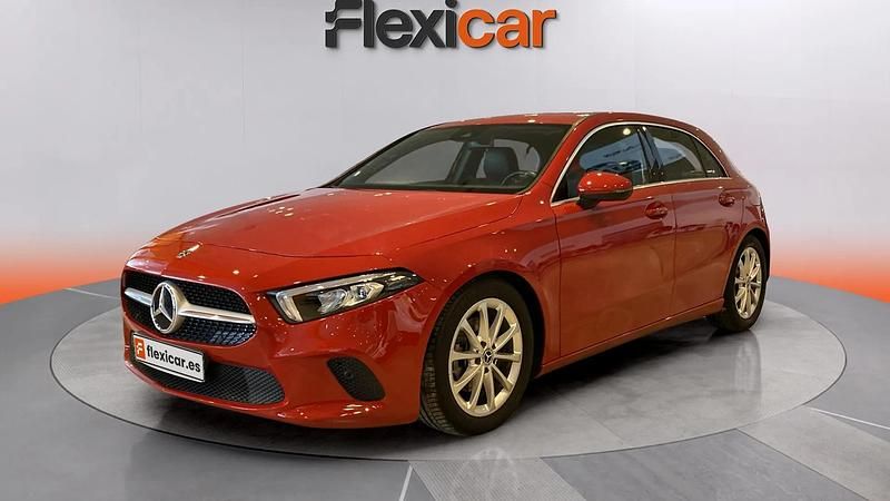 Usado Mercedes A200 150 CV (110 kW) 2019 Rojo Utilitario