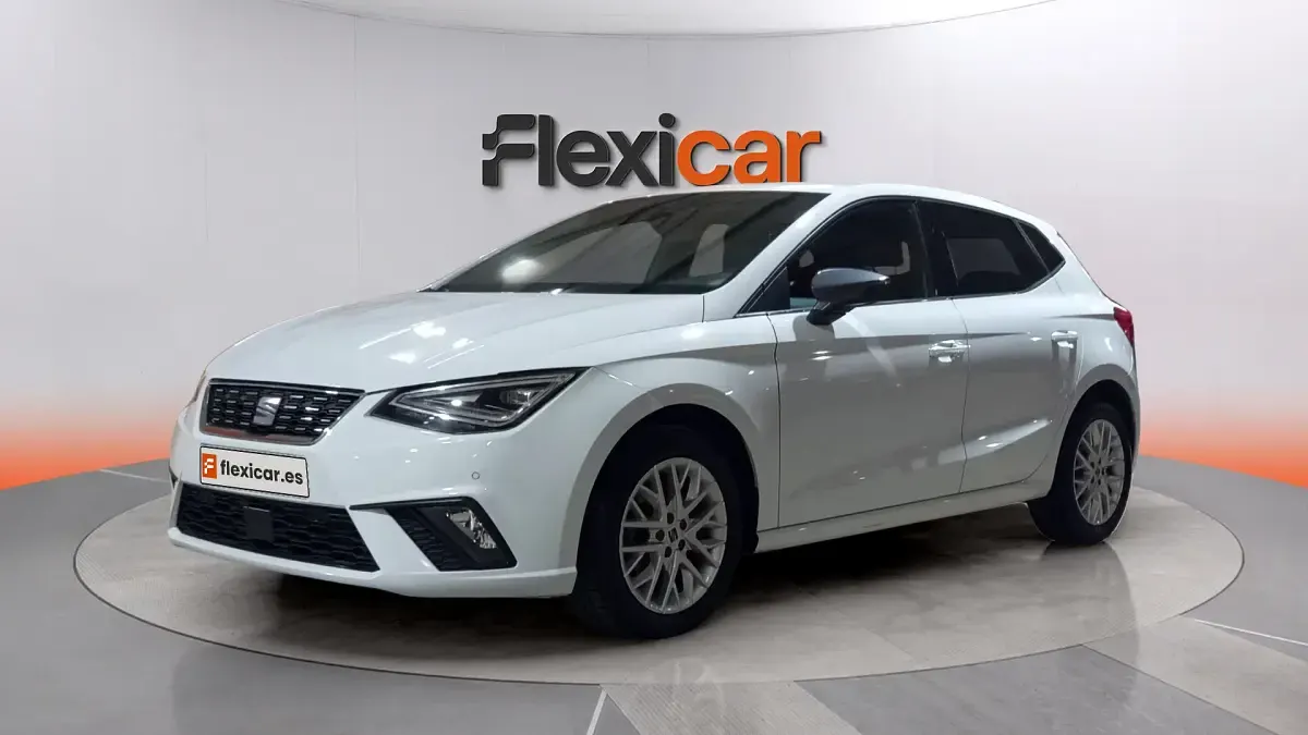 Usado Seat Ibiza 116 CV (85 kW) 2024 Blanco Utilitario