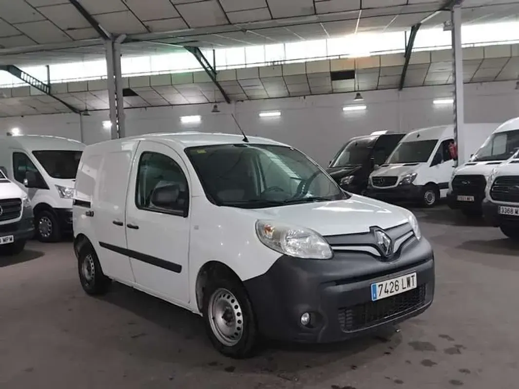 Usado Renault Kangoo 90 CV (66 kW) 2019 Blanco Monovolumen
