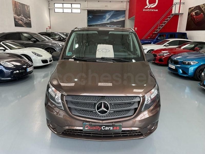 Usado Mercedes V200 Avantgarde 136 CV (100 kW) 2017 Marrón Monovolumen