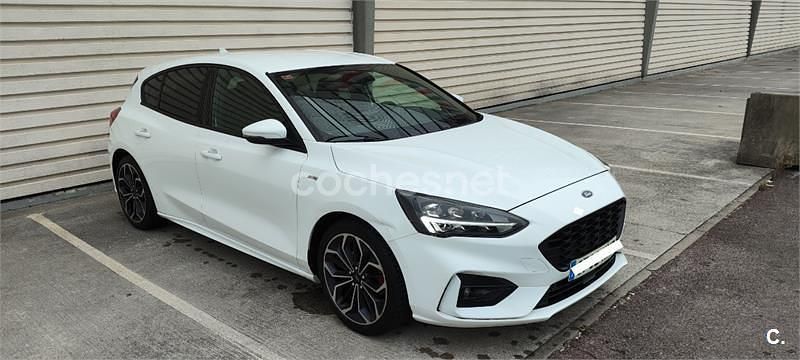 Usado Ford Focus ST-Line 125 CV (91 kW) 2019 Blanco Berlina